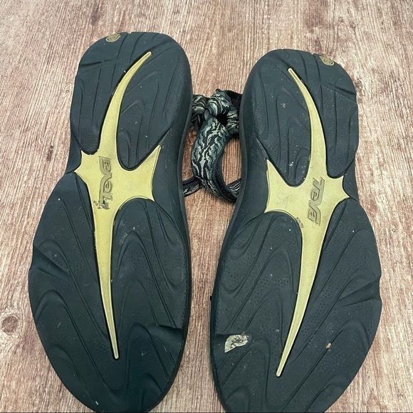 Teva's Universal Strappy Sandal Men's Size 14 - Picture 3 of 6